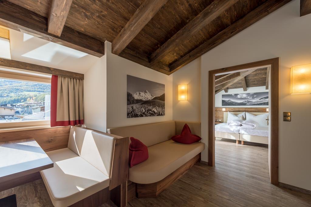 The Lodge By Regina เซิลเดน ภายนอก รูปภาพ